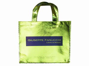 无纺布袋的多维价值分析 环保、经济与社会视角